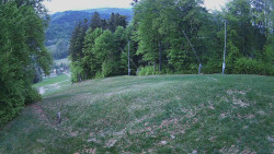 Prostřední část sjezdovky a snowpark