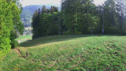 Prostřední část sjezdovky a snowpark