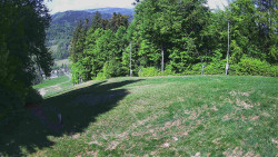 Prostřední část sjezdovky a snowpark