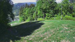 Prostřední část sjezdovky a snowpark