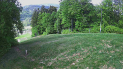 Prostřední část sjezdovky a snowpark