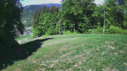 Prostřední část sjezdovky a snowpark