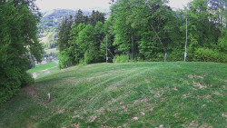 Prostřední část sjezdovky a snowpark