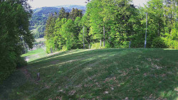 Prostřední část sjezdovky a snowpark
