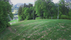 Prostřední část sjezdovky a snowpark