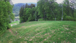 Prostřední část sjezdovky a snowpark