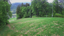 Prostřední část sjezdovky a snowpark