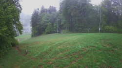 Prostřední část sjezdovky a snowpark