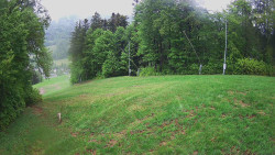 Prostřední část sjezdovky a snowpark