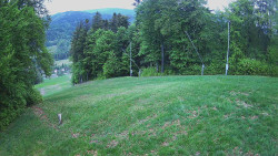 Prostřední část sjezdovky a snowpark