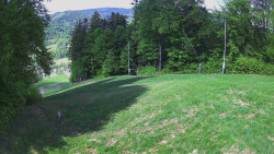 Prostřední část sjezdovky a snowpark