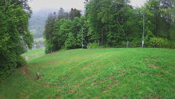 Prostřední část sjezdovky a snowpark