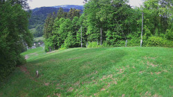 Prostřední část sjezdovky a snowpark
