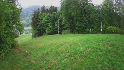 Prostřední část sjezdovky a snowpark