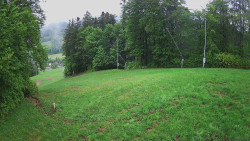 Prostřední část sjezdovky a snowpark