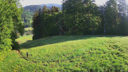 Prostřední část sjezdovky a snowpark