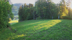Prostřední část sjezdovky a snowpark