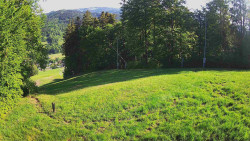 Prostřední část sjezdovky a snowpark