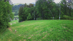 Prostřední část sjezdovky a snowpark