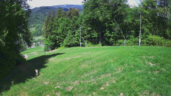 Prostřední část sjezdovky a snowpark