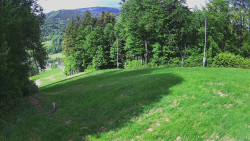 Prostřední část sjezdovky a snowpark