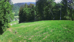 Prostřední část sjezdovky a snowpark