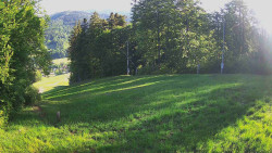 Prostřední část sjezdovky a snowpark