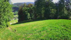 Prostřední část sjezdovky a snowpark