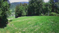 Prostřední část sjezdovky a snowpark