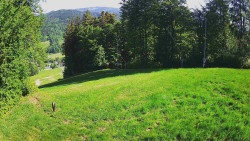 Prostřední část sjezdovky a snowpark