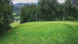 Prostřední část sjezdovky a snowpark