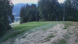 Prostřední část sjezdovky a snowpark