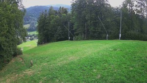 Skigebiet Karolinka - Mittlerer Teil der Skipiste und Snowpark - 31.7.2026 v 06:55 Skigebiet Karolinka - Mittlerer Teil der Skipiste und Snowpark - 31.7.2026 v 06:55