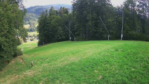 Skigebiet Karolinka - Mittlerer Teil der Skipiste und Snowpark - 31.7.2026 v 08:55 Skigebiet Karolinka - Mittlerer Teil der Skipiste und Snowpark - 31.7.2026 v 08:55