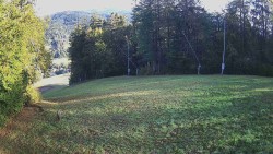 Prostřední část sjezdovky a snowpark