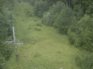 Skiareál Troják - Kamera na svahu B, nástup vleku - 28.6.2025 v 05:59