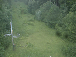 Skiareál Troják - Kamera na svahu B, nástup vleku - 28.6.2025 v 11:59