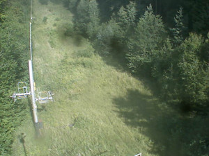 Skiareál Troják - Kamera na svahu B, nástup vleku - 15.8.2025 v 09:19