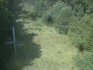 Skiareál Troják - Kamera na svahu B, nástup vleku - 15.8.2025 v 12:49