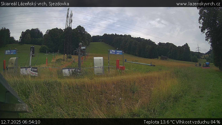 Skiareál Lázeňský vrch - Sjezdovka - 12.7.2025 v 06:54