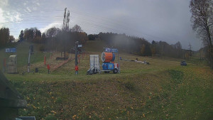 Skiareál Lázeňský vrch - Sjezdovka - 27.10.2025 v 07:59 Skiareál Lázeňský vrch - Sjezdovka - 27.10.2025 v 07:59