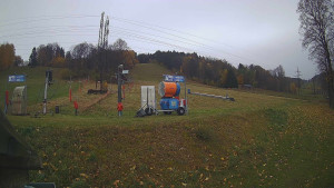 Skiareál Lázeňský vrch - Sjezdovka - 27.10.2025 v 13:59 Skiareál Lázeňský vrch - Sjezdovka - 27.10.2025 v 13:59