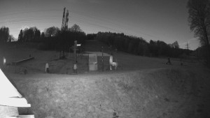 Skiareál Lázeňský vrch - Sjezdovka - 13.12.2025 v 06:44 Skiareál Lázeňský vrch - Sjezdovka - 13.12.2025 v 06:44