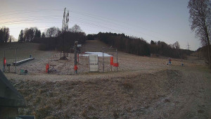 Skiareál Lázeňský vrch - Sjezdovka - 13.12.2025 v 07:19 Skiareál Lázeňský vrch - Sjezdovka - 13.12.2025 v 07:19