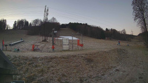 Skiareál Lázeňský vrch - Sjezdovka - 13.12.2025 v 07:29 Skiareál Lázeňský vrch - Sjezdovka - 13.12.2025 v 07:29