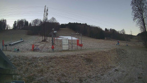 Skiareál Lázeňský vrch - Sjezdovka - 13.12.2025 v 07:59 Skiareál Lázeňský vrch - Sjezdovka - 13.12.2025 v 07:59