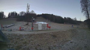 Skiareál Lázeňský vrch - Sjezdovka - 13.12.2025 v 08:29 Skiareál Lázeňský vrch - Sjezdovka - 13.12.2025 v 08:29