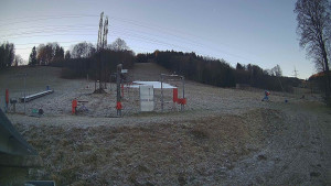 Skiareál Lázeňský vrch - Sjezdovka - 13.12.2025 v 08:49 Skiareál Lázeňský vrch - Sjezdovka - 13.12.2025 v 08:49