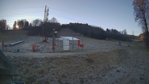 Skiareál Lázeňský vrch - Sjezdovka - 13.12.2025 v 10:09 Skiareál Lázeňský vrch - Sjezdovka - 13.12.2025 v 10:09