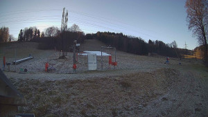 Skiareál Lázeňský vrch - Sjezdovka - 13.12.2025 v 10:39 Skiareál Lázeňský vrch - Sjezdovka - 13.12.2025 v 10:39